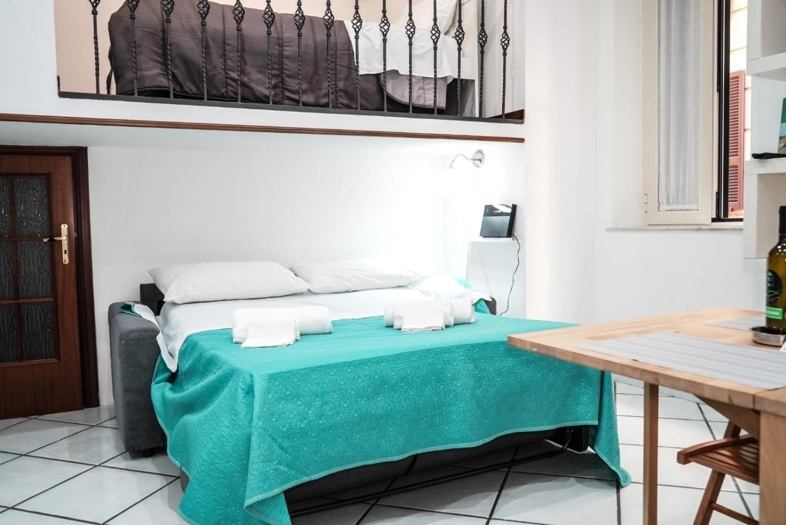 Casa Vacanza La Spagnola Naples Luaran gambar